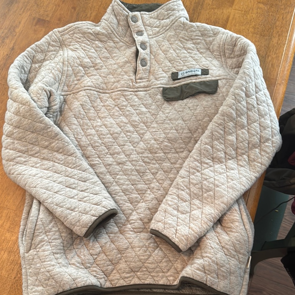Carhartt men’s  Quilted Pullover Jacket - Beige SOLD‼️